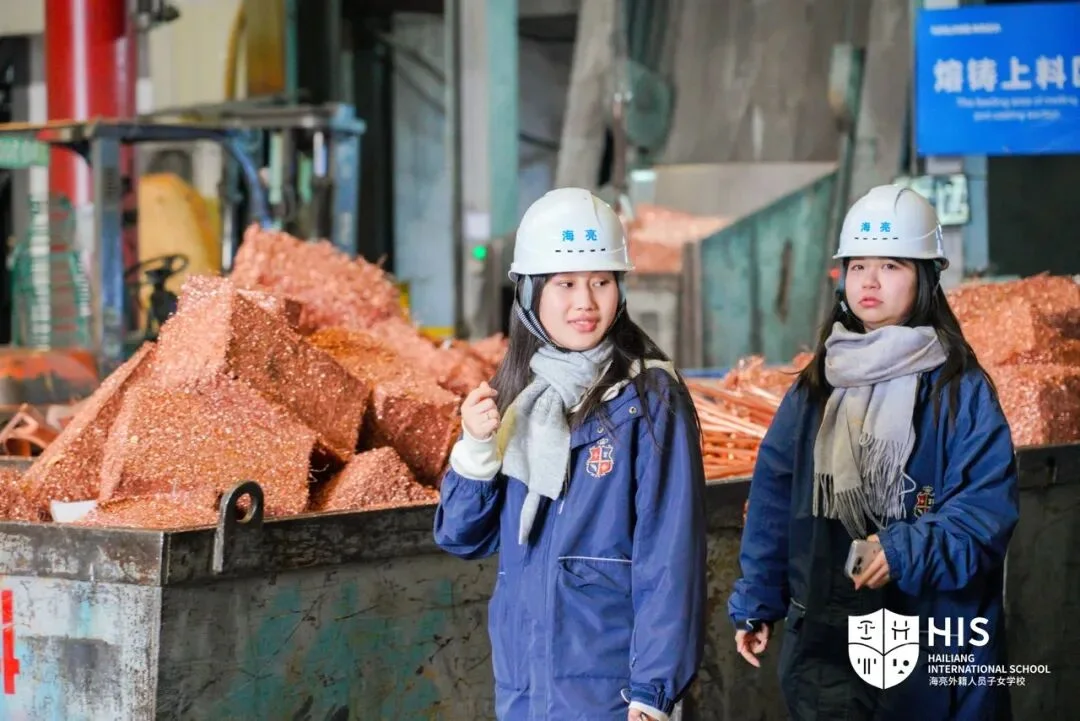 Students interviewing local residents